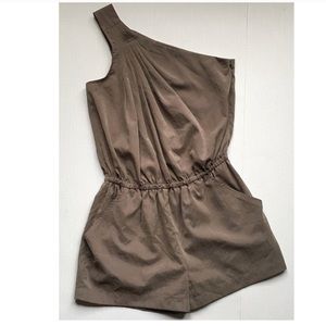 One shoulder romper with pickets